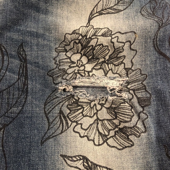 TRUE RELIGION | Floral Design Halle Jeans - Picture 10 of 16